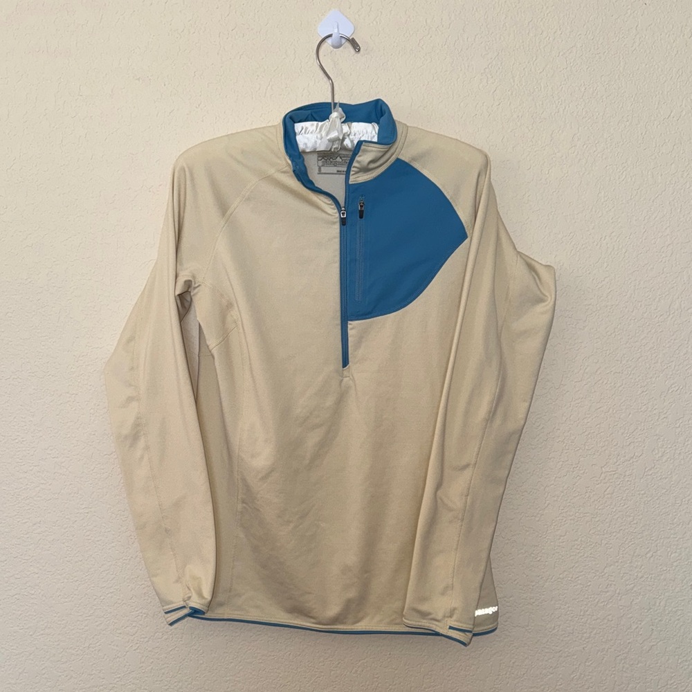 Patagonia Pale Yellow and Blue Quarter-Zip Pullover